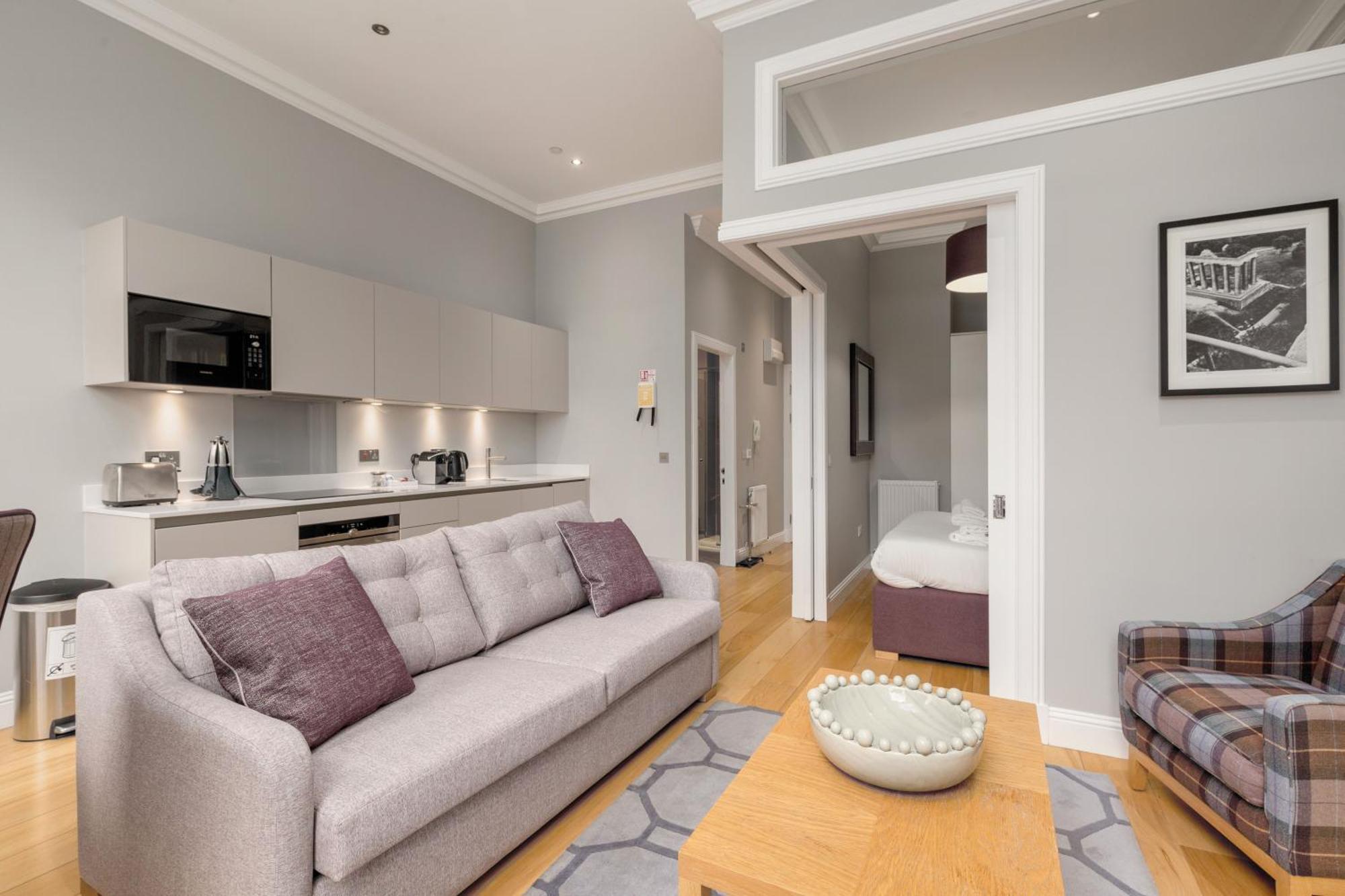 Destiny Scotland - Princes Street Residence Edimburgo Exterior foto